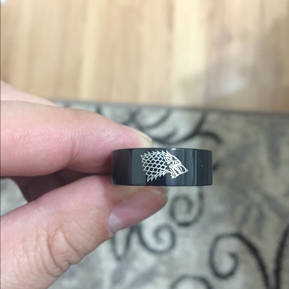 Game of Thrones Winter Wolf Black Ring